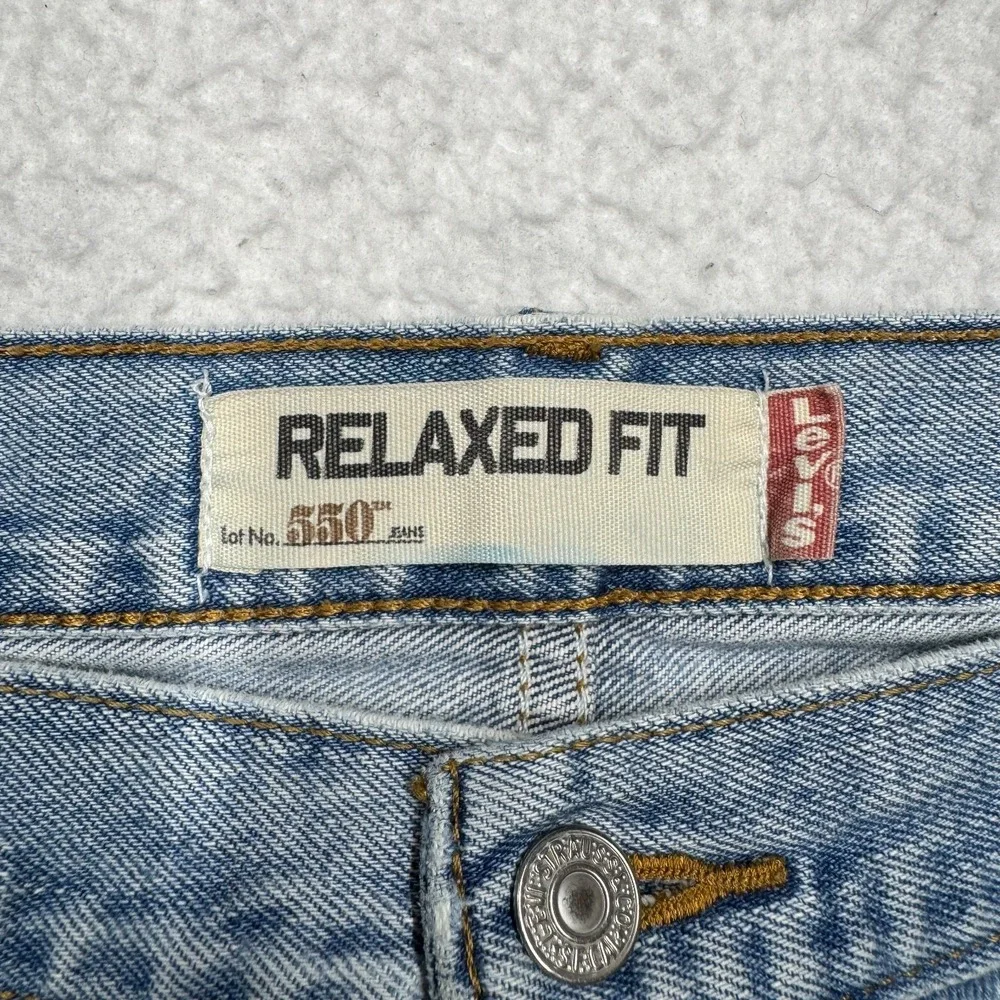 Levi's 550 Relaxed Fit Jeans Straight Blue Denim Pants Men's Size 40x30‎